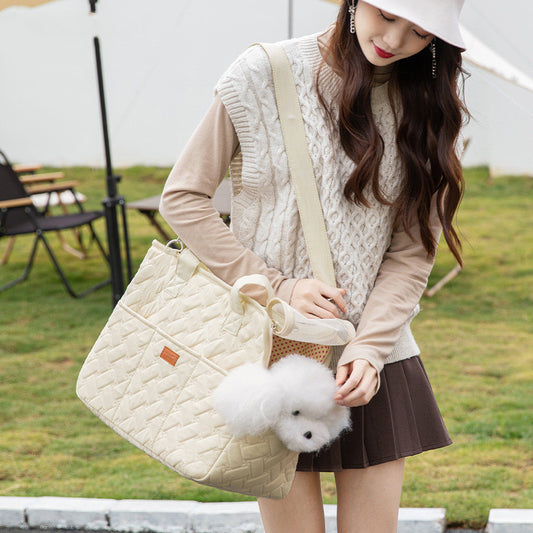 Portable Pets Handbag For High Capacity Ventilation1